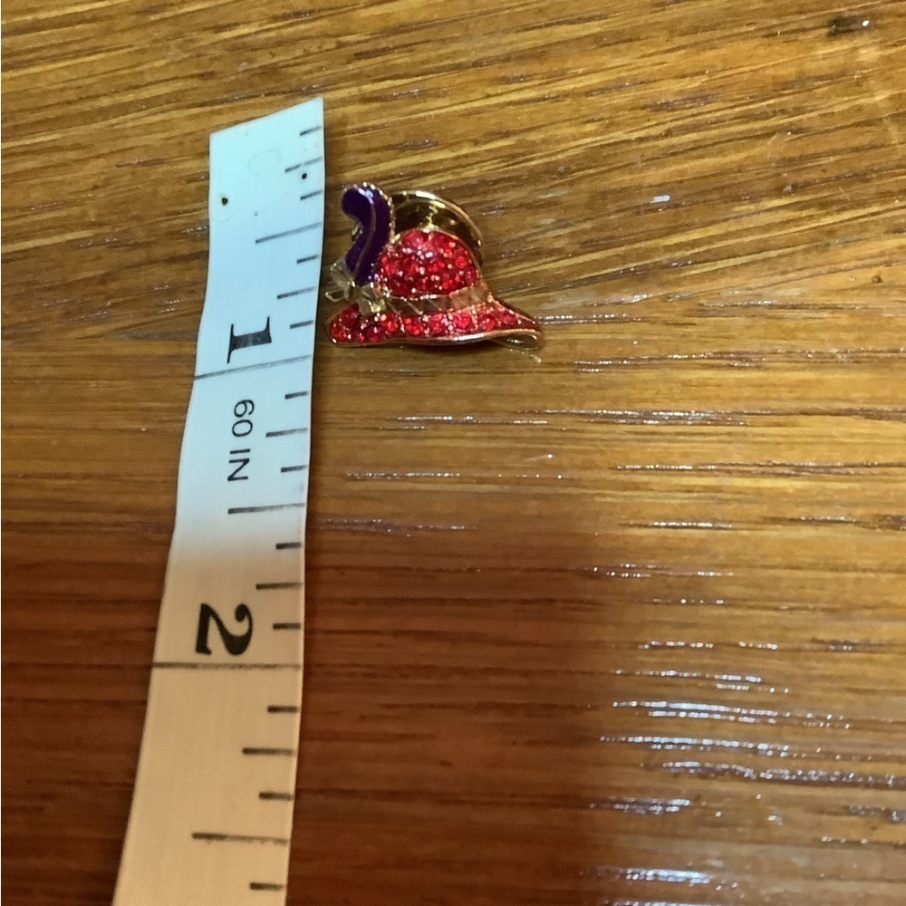 Vintage Red Hat‎ Ladies Rhinestone Brooch Pin Red Purple Whimsical
